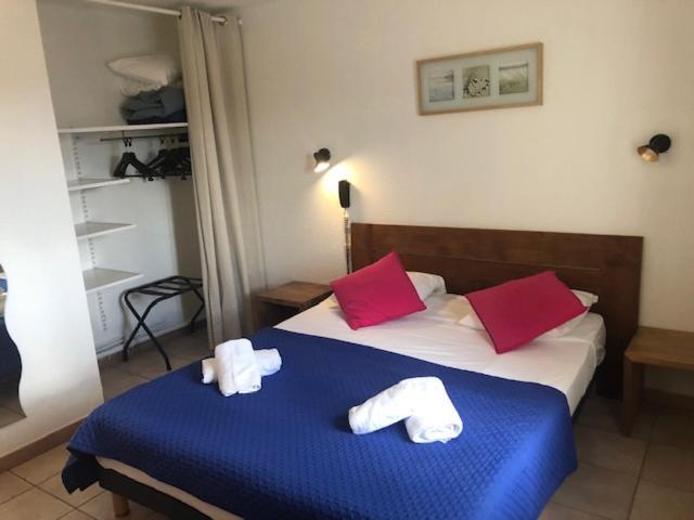 Hotel Le Bleu Marine Saintes-Maries-de-la-Mer Bagian luar foto